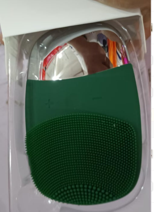 Mini Silicone Electric Face Cleansing Brush Electric Facial Cleanser